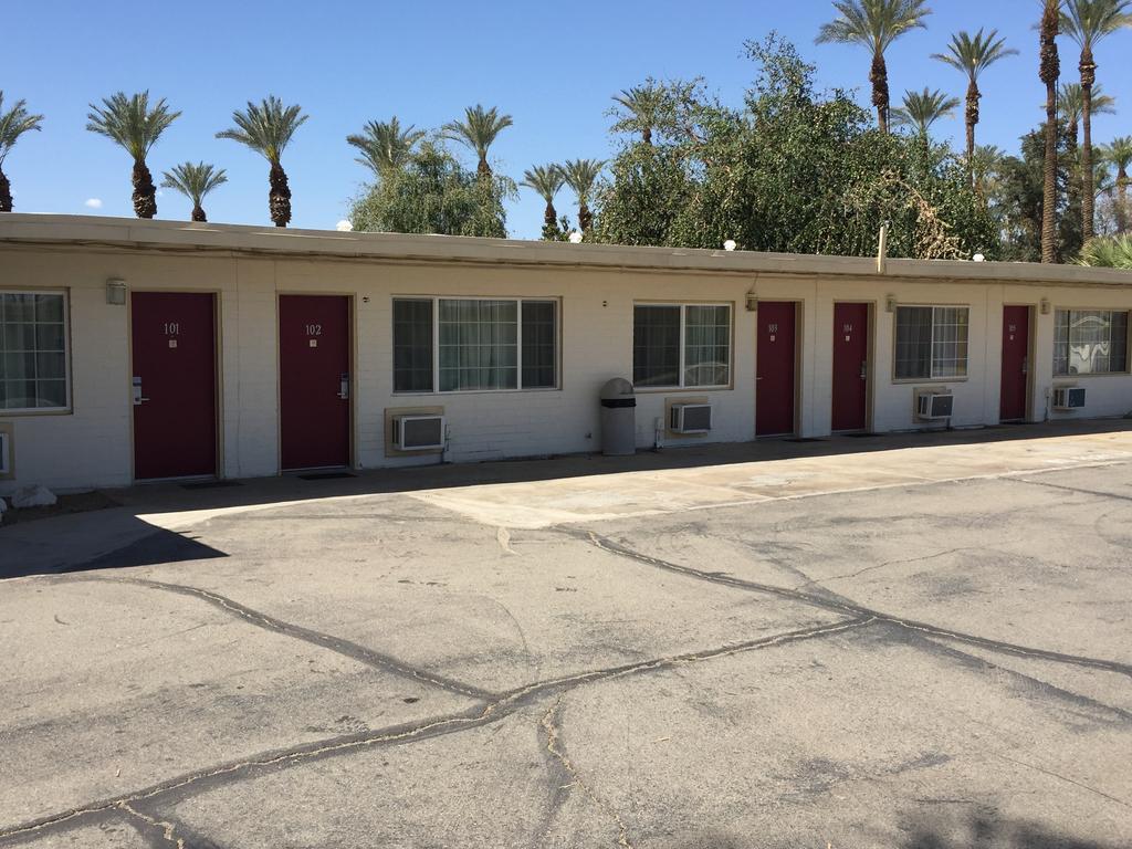 Western Sands Motel Indio Kültér fotó